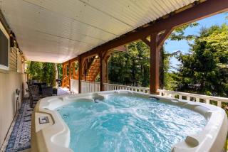 Lakefront HotTub Sauna Kayaks Fire Pit - 9