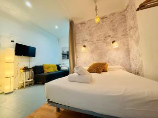 Palacio Real Gardenfront Stylish&Intimate Studio - 2