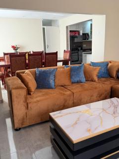 Selah House - 0