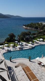 DoubleTree by Hilton Bodrum Isil Club Ultra All-Inclusive Resort - 1