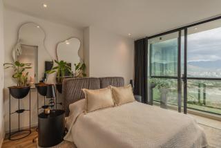 Apt en el Poblado Gym Pool y Jacuzzi - 1