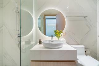 NEW beautiful room pool access EDC Boat Avenue - 7
