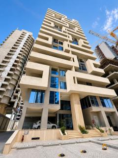 Glamour Tower - 4