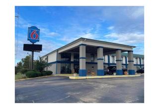 Motel 6 Canton, MS - 6