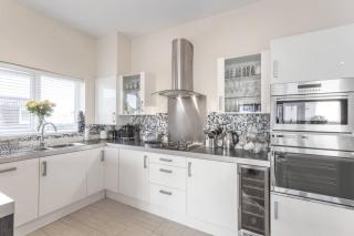 BLUE WATERS by BOURNECOAST - A Modern Penthouse Apartment with Balcony Partial Sea Views and Parking - FM9641 - 6