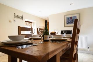 The Farriers, Croft Farm Holiday Cottages - 6