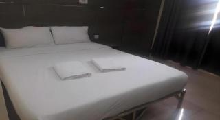 HOTEL AMBASSADOR 2 - 1
