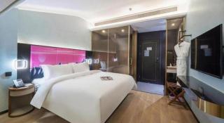 Man Sen Hotel - 1