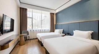 Man Sen Hotel - 8