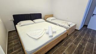 Guesthouse - VILA QETESIA - 1