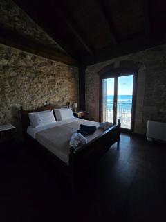 Volakas Beachfront Suites - 9