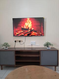 Cozy 2 BR with 3 Beds, AC & Hot Shower at Buxton Point Apartments Off RG Road Gate A - Mombaça - 3