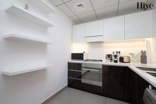 Modern 2 Bedroom Apartment Located in Al Sufouh - 5