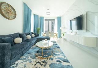 Prime Beachfront 1-Bedroom Apartment - Blue Bay Walk - 5