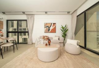 Luxury 3BR with Golf & Lake Views - 5