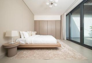 Luxury Villa overlooking sea with private pool - 2
