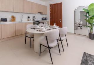 Spacious 1BR Apartment in Al Zohra Seaside Hills Near the Coast - 4