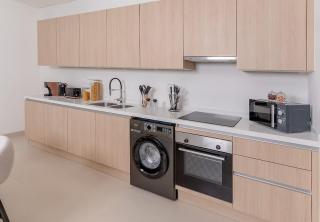 Spacious 1BR Apartment in Al Zohra Seaside Hills Near the Coast - 3
