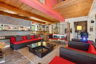 Danube Delta Villa with Pool, BBQ & Free Private Parking - 4