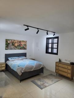 Sunny boutique room - stay in Eilat - 1