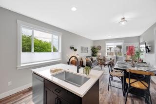 Carlton Townhouse 4 Dog Friendly 1BK Wine-Dine - 2