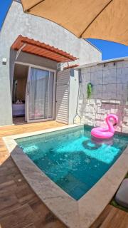 Villa Beija-Flor2: Suíte alexa e piscina privativa - 0