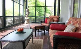 Alexander Mansion Bed and Breakfast - 3
