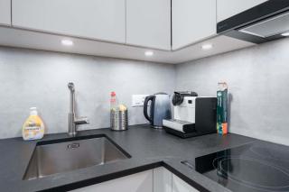 Cozy Diemtigtal Maisonette - Alpine Charm Parking - 3