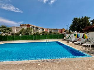 One- bed Gold Deluxe Flat - 5