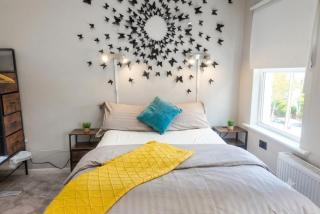Stylish Private Room in Croydon with FREE Street Parking - Croydon - 1