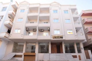 Grand Vanda Suites - 8