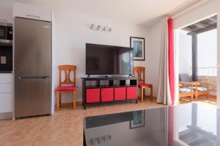 DARUMA APARTMENTS 2-Bedroom Duplex with Sea Views - 7