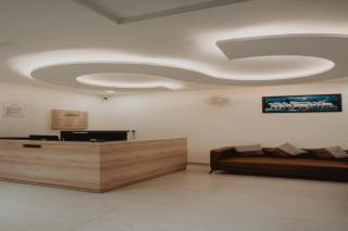 FabHotel K9 Regency - 7