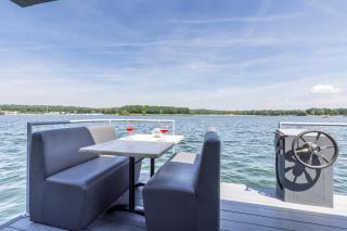 Houseboat Marina Mookerplas met XL Hottub | 4 - 6 personen - 2