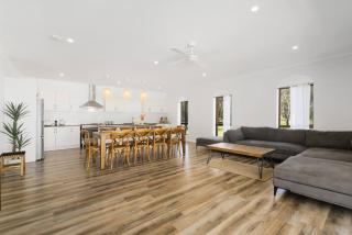 Las Palmas Hunter Valley Estate, 11m Pool, Kangaroos, Fire Pit, Playground - 4