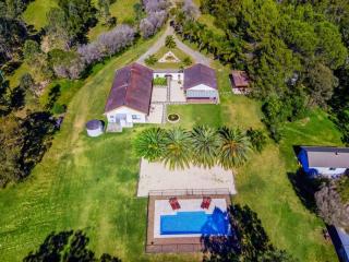 Las Palmas Hunter Valley Estate, 11m Pool, Kangaroos, Fire Pit, Playground - 9