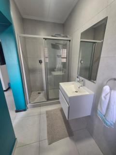 Tranquil Ground Floor Gem - 5