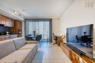 Official Mercury Suite Luxury with Pool and Balcony - 9