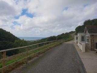 Waney Edge 5 | 2 Bed Chalet Sleeps 6 (Pet friendly) - 6