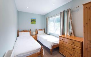 Waney Edge 1 | 2 Bed Chalet Sleeps 6 (Pet friendly) - 8