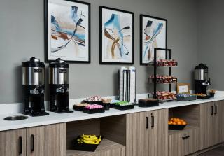 Hyatt Studios Cedar Rapids Airport - 2