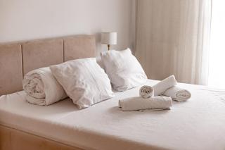 Beige Harmony Residence for Family & Business with Parking and AC by UniqueRent - 7