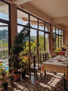 Mate Guesthouse - 1