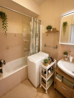 Luxury studio apartment with terrace in Meylan residential area - 1