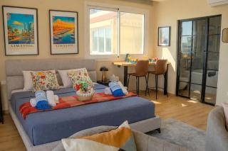 Lover's Nest Studio with Jacuzzi Brand New - 0
