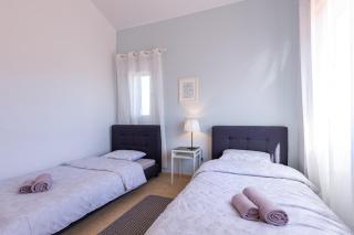 Located in a stunning area with scenic views !! - 7