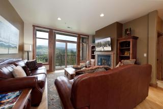 Peregrine Point 104 - 9