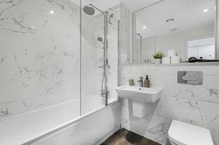 Broad Street 2 bed Apt - Nightlife, Gym, Concierge - 6