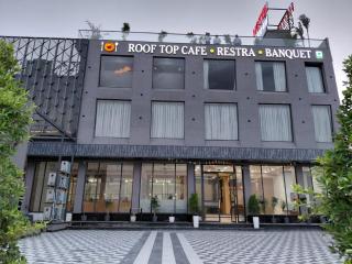 Hotel Arena - 0