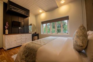 Samanpaya Luxury Boutique Villa - 9
